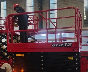 阻燃泡沫夹芯板有什么优势？